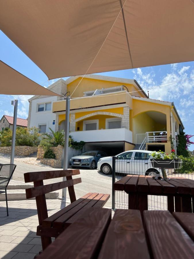 Apartma Julija Donji Okrug (Ciovo)